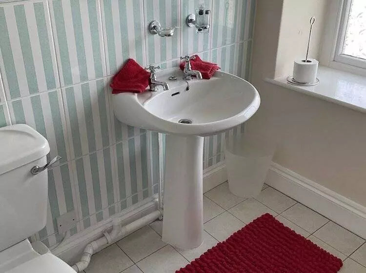 No 52 Bed And Breakfast