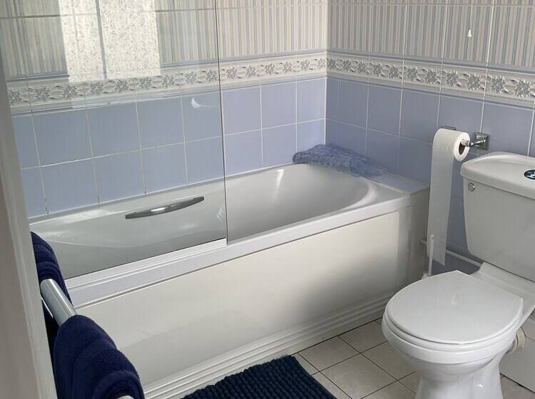 No 52 Bed And Breakfast