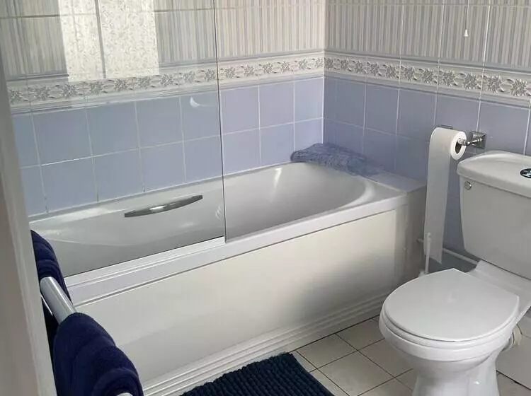 No 52 Bed And Breakfast