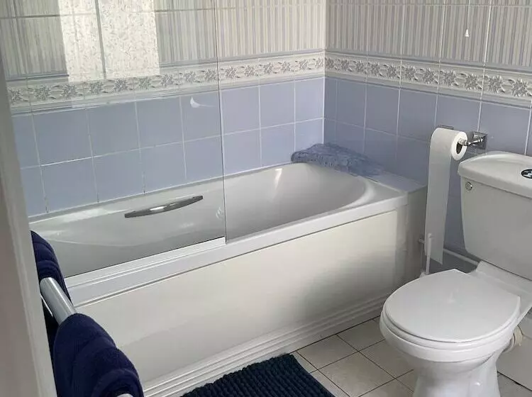 No 52 Bed And Breakfast