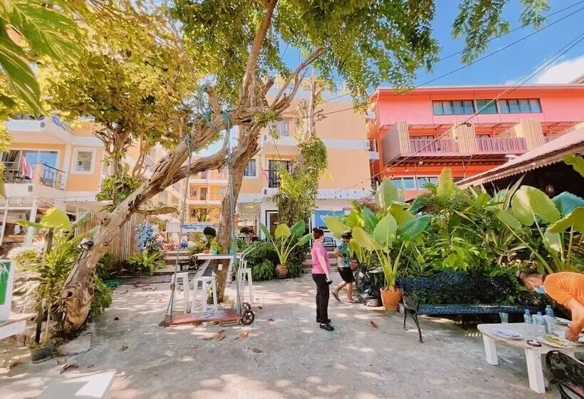 هتل Guyana Saikaew