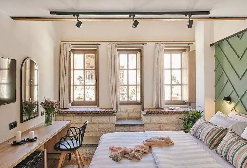 هتل Ialna Boutique