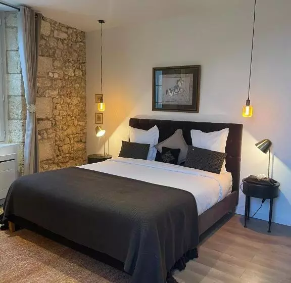 Hotelli La Maison Du Clocher