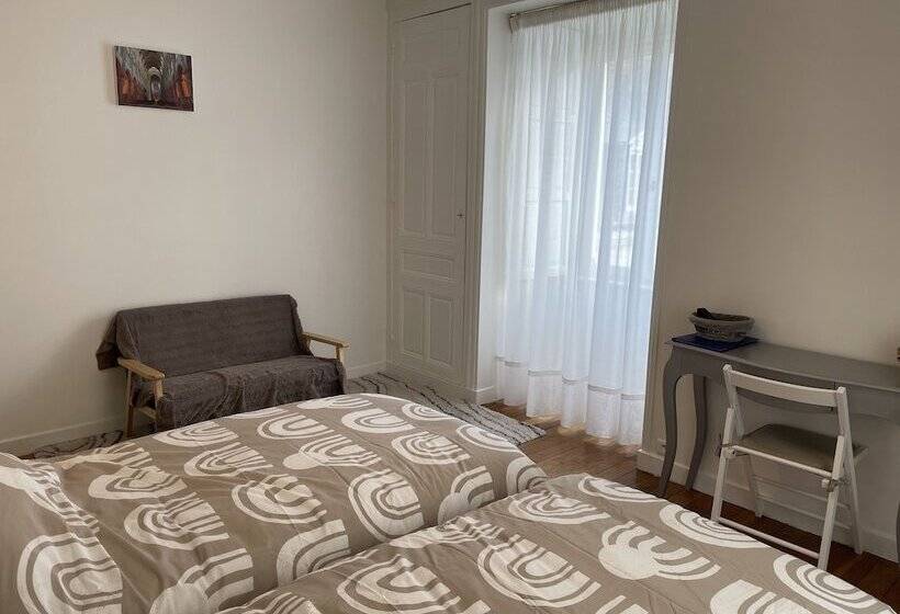 פנסיון Les Hotes D’eloise