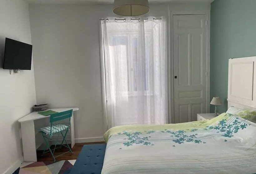 ペンション Les Hotes D’eloise