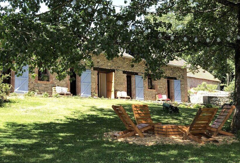 Пансион Maison D Hôtes Ourdeaux Et Gîte Chez Rouchon