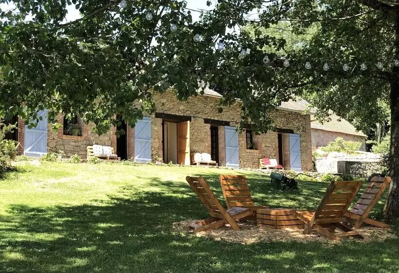 ペンション Maison D Hôtes Ourdeaux Et Gîte Chez Rouchon