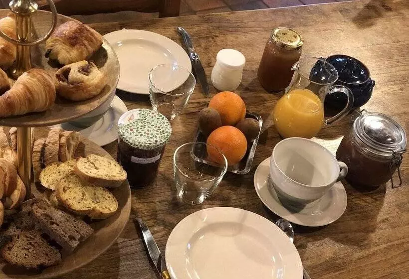 ペンション Maison D Hôtes Ourdeaux Et Gîte Chez Rouchon