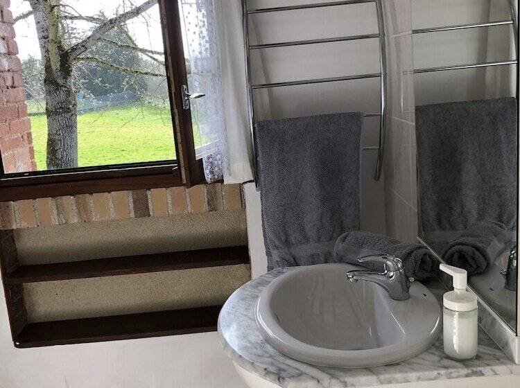 Пансион Maison D Hôtes Ourdeaux Et Gîte Chez Rouchon