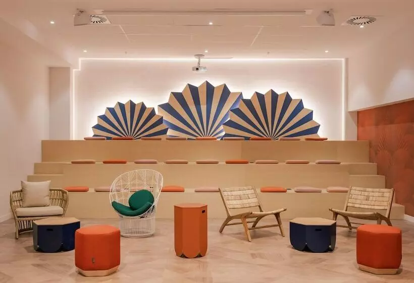 Hotelli Ibis Styles Sevilla City Santa Justa