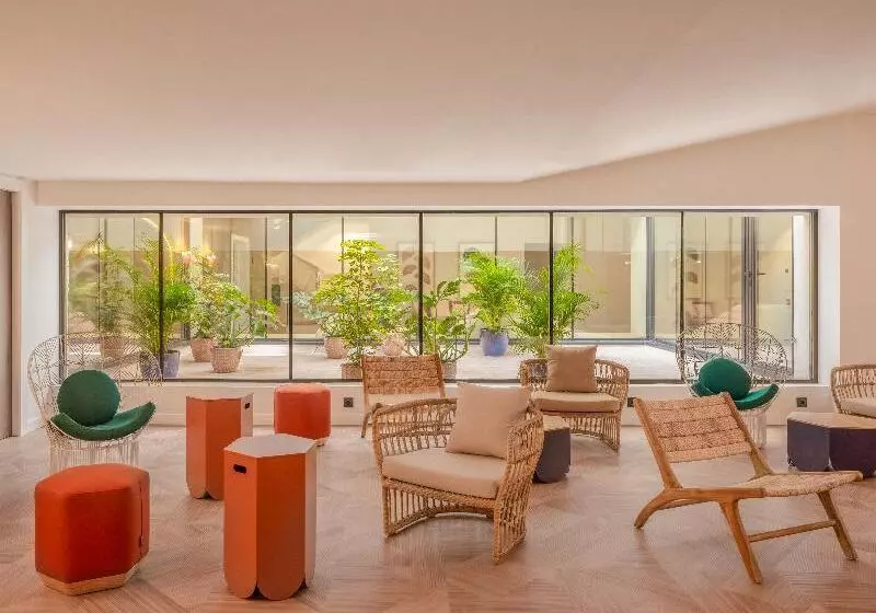 Hotelli Ibis Styles Sevilla City Santa Justa