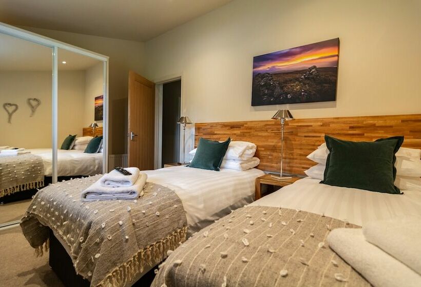 Hotelli Rowan Lodge, Sleep 6, Hot Tub, Pet Friendly