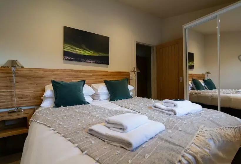هتل Rowan Lodge, Sleep 6, Hot Tub, Pet Friendly