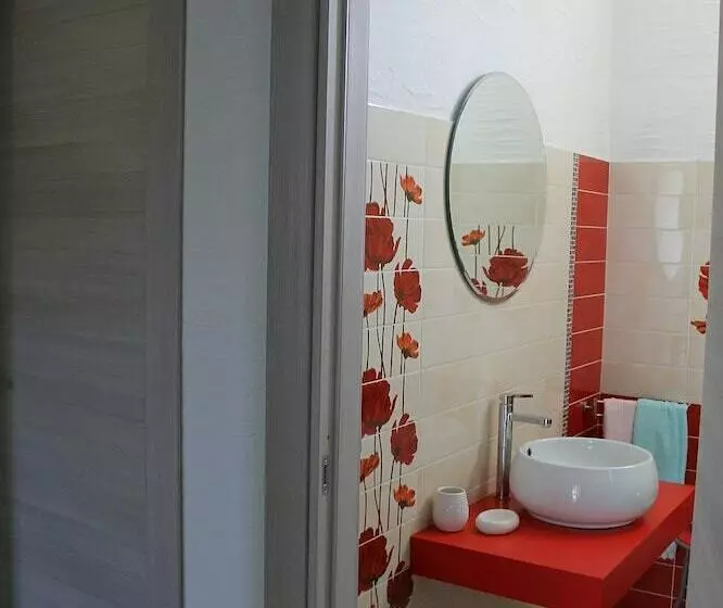 ペンション Room In Guest Room   S Olivariu Village Affittacamere   King Room With Roll In Shower