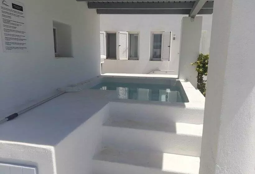 هتل Sea Paradise Villas