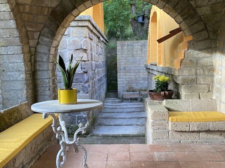 Rezydencja Naples Countryside, One Of A Kind Dome Experience