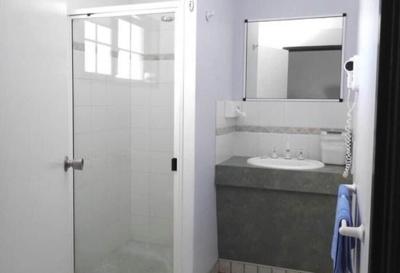 Koorawatha Homestead Motel