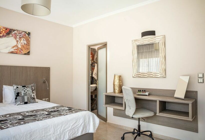 Royalty Suites Seaside