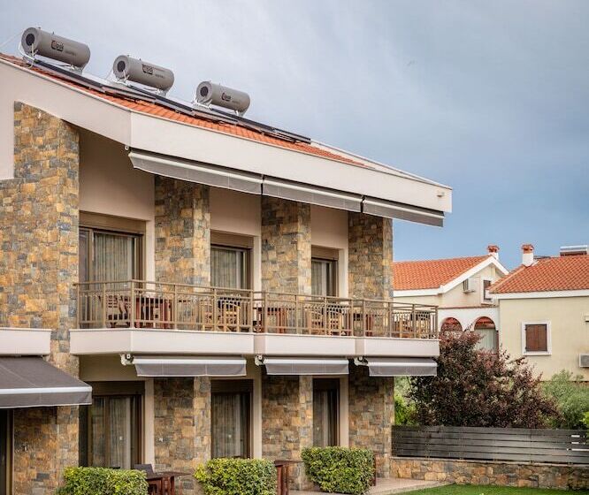 Royalty Suites Seaside