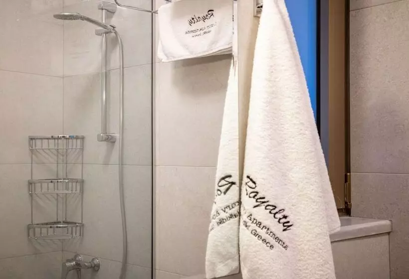 Royalty Suites Seaside
