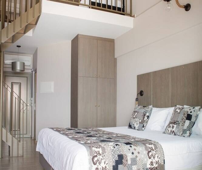 Royalty Suites Seaside