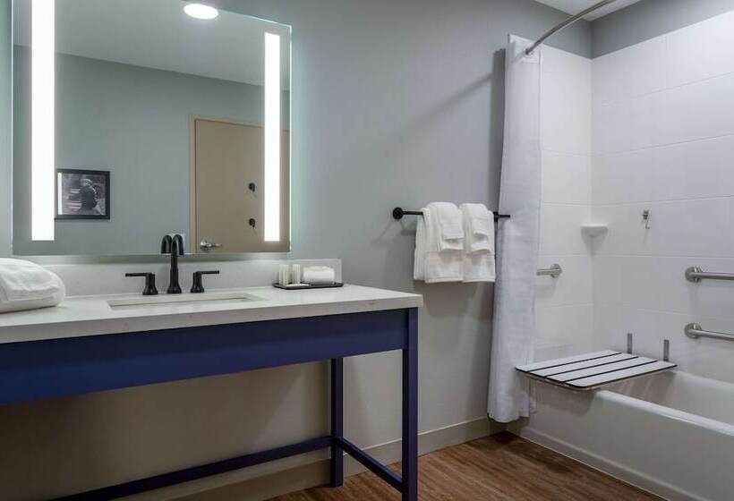 בית מלון כפרי Americinn By Wyndham San Angelo