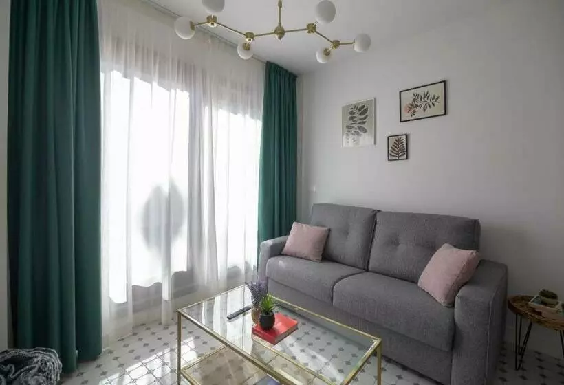 Apartamentos Teatro By Be Alicante
