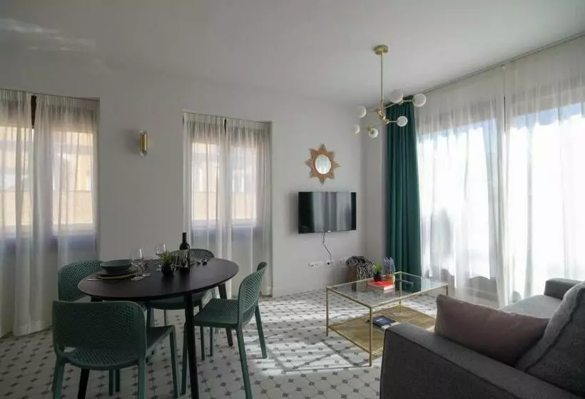 Apartamentos Teatro By Be Alicante