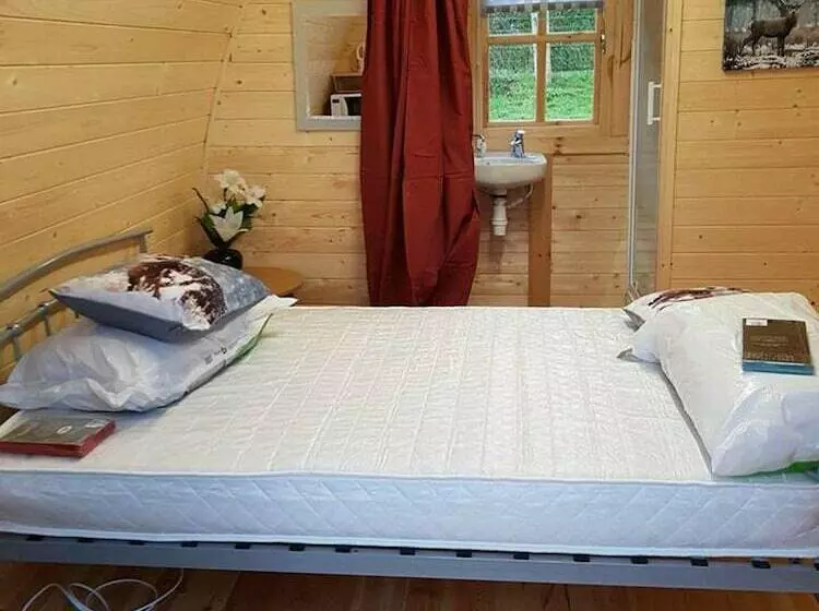 Cosy Glamping Pod Glamping In St Austell Cornwall