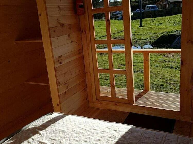 Cosy Glamping Pod Glamping In St Austell Cornwall