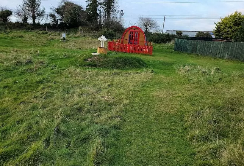 Cosy Glamping Pod Glamping In St Austell Cornwall