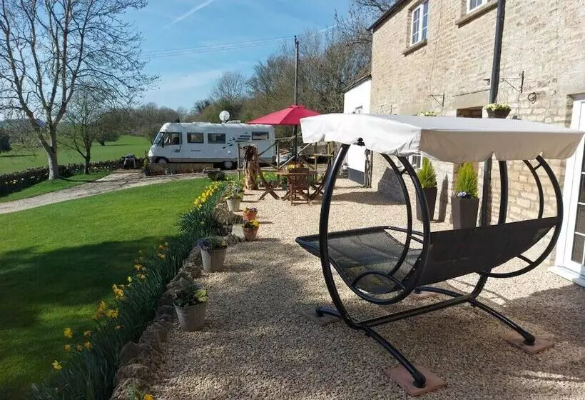 Hotelli Large Static Motorhome Stunning Countryside Views