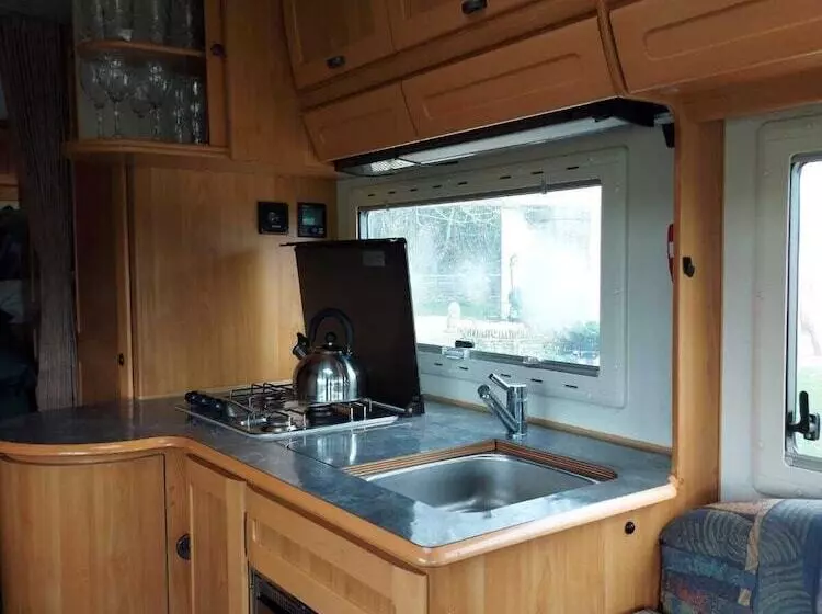 Hotelli Large Static Motorhome Stunning Countryside Views