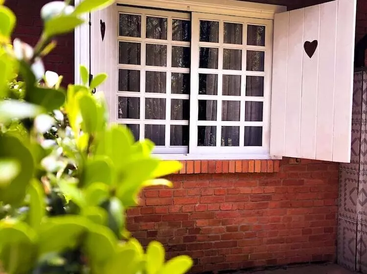 Hotelli Pousada O Cantinho Da Raposa