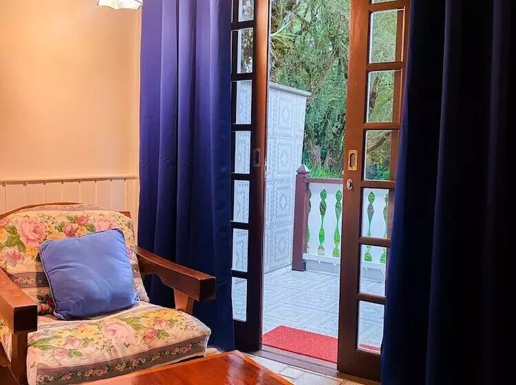 Hotelli Pousada O Cantinho Da Raposa