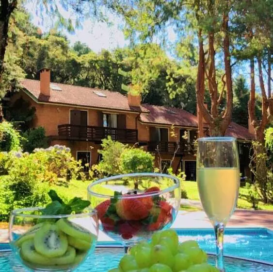 Hotelli Pousada O Cantinho Da Raposa