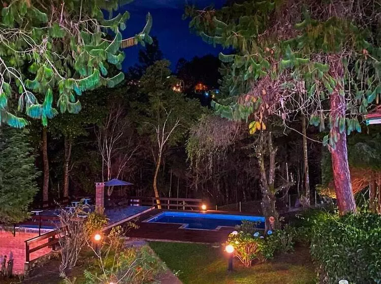 Hotelli Pousada O Cantinho Da Raposa