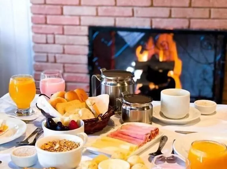 Hotelli Pousada O Cantinho Da Raposa