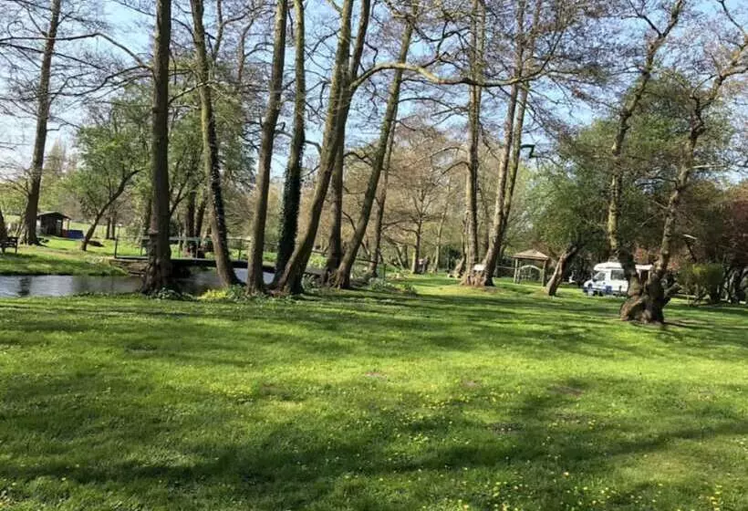 Beautiful 1 Bed Log Cabin In Retford Close To A1