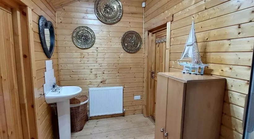 Beautiful 1 Bed Log Cabin In Retford Close To A1