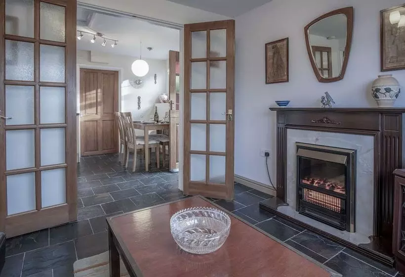 Lilac Cottage 1 Bed Cottage Amroth