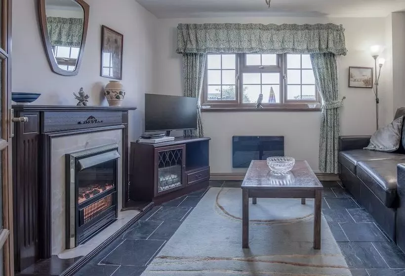 Lilac Cottage 1 Bed Cottage Amroth