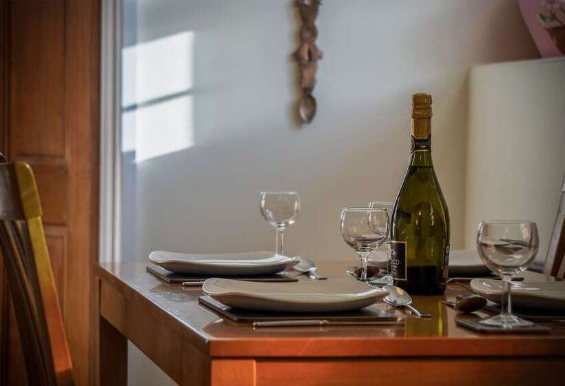 Lilac Cottage   1 Bed Cottage   Amroth