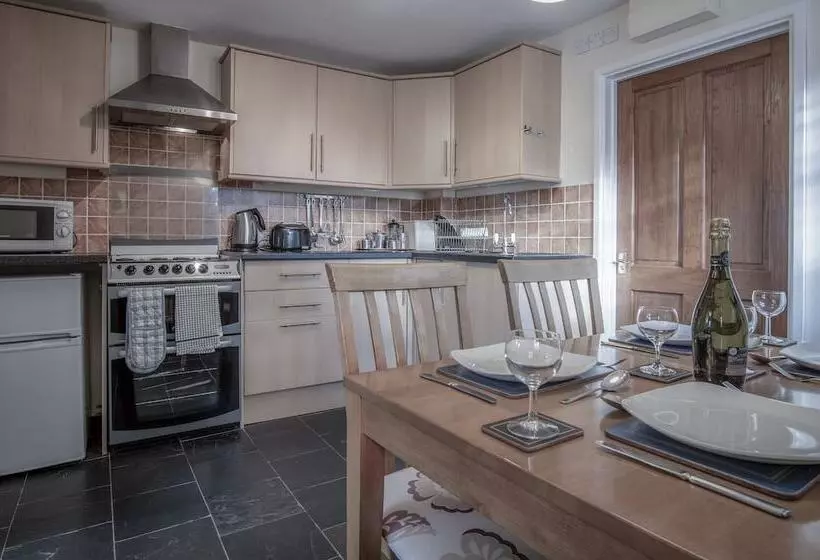 Lilac Cottage 1 Bed Cottage Amroth