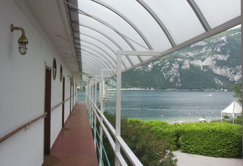 Szálloda Resort Nautilus