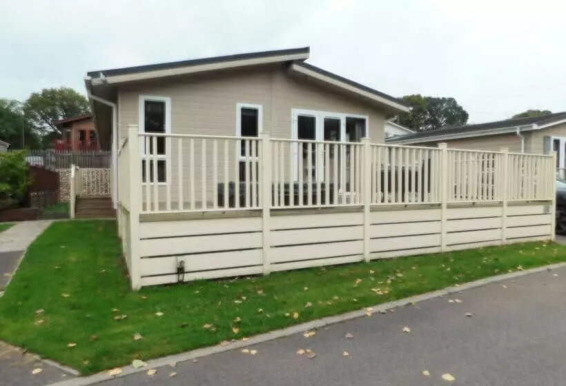 レジデンス Lovely 5 Berth Lodge In North Walsham