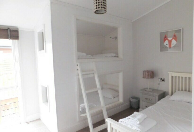 דירת נופש Lovely 5 Berth Lodge In North Walsham