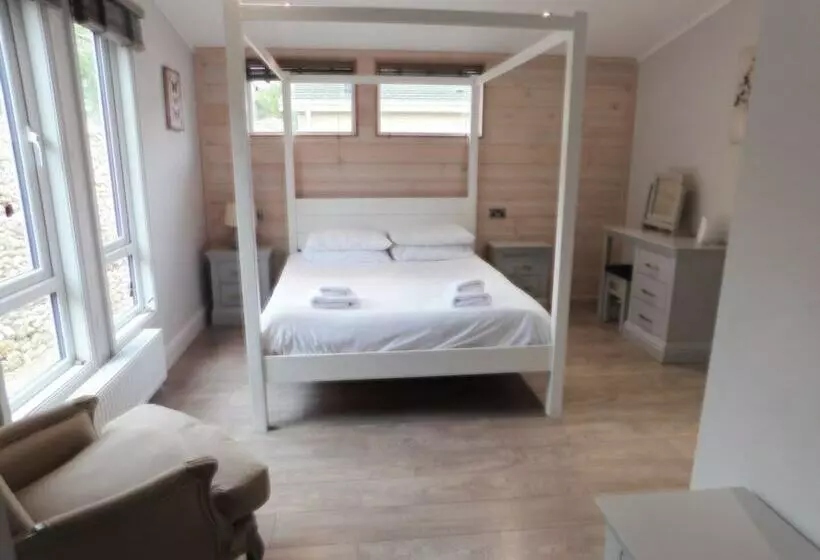 レジデンス Lovely 5 Berth Lodge In North Walsham