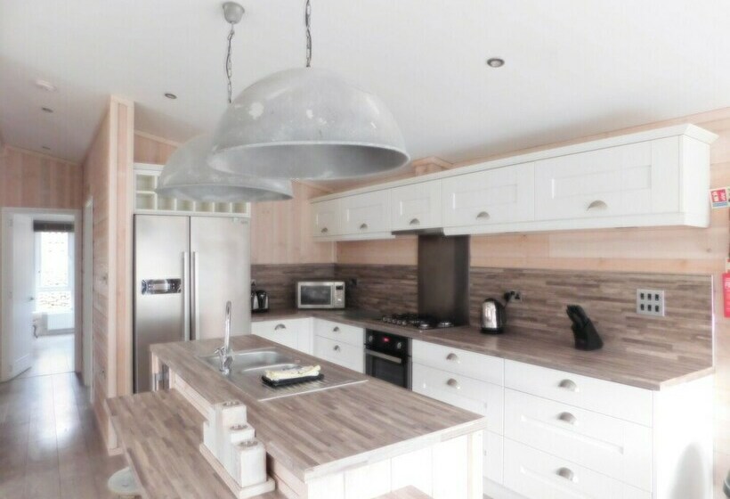 דירת נופש Lovely 5 Berth Lodge In North Walsham