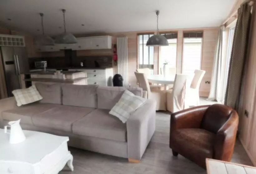 レジデンス Lovely 5 Berth Lodge In North Walsham
